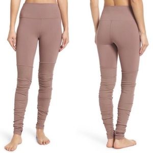 High-Waist Goddess Legging